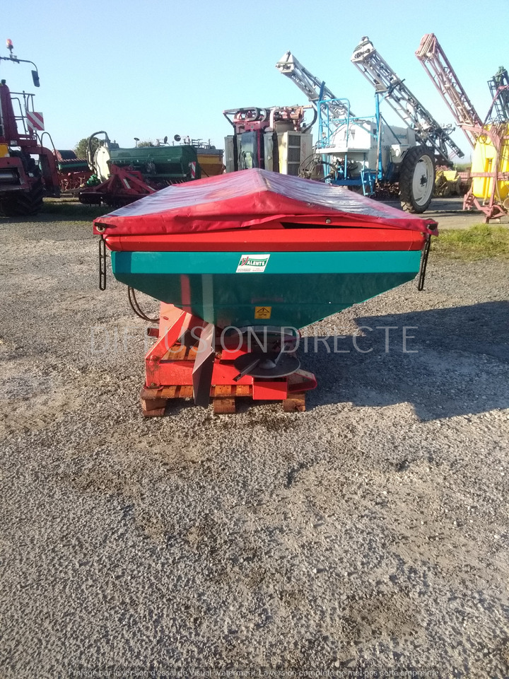 SULKY DISTRIBUTEUR D'ENGRAIS DPX PRIMA - Fertilizer spreader: picture 3 SULKY DISTRIBUTEUR D'ENGRAIS DPX PRIMA - Fertilizer spreader: picture 3