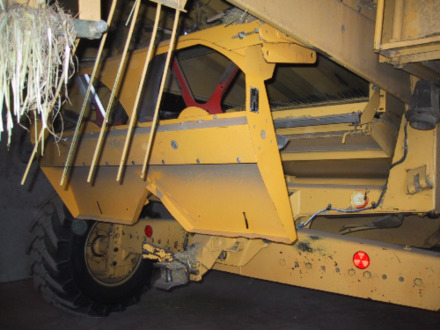 TORT Eparpilleur de Menue Paille - Harvester attachment: picture 1 TORT Eparpilleur de Menue Paille - Harvester attachment: picture 1