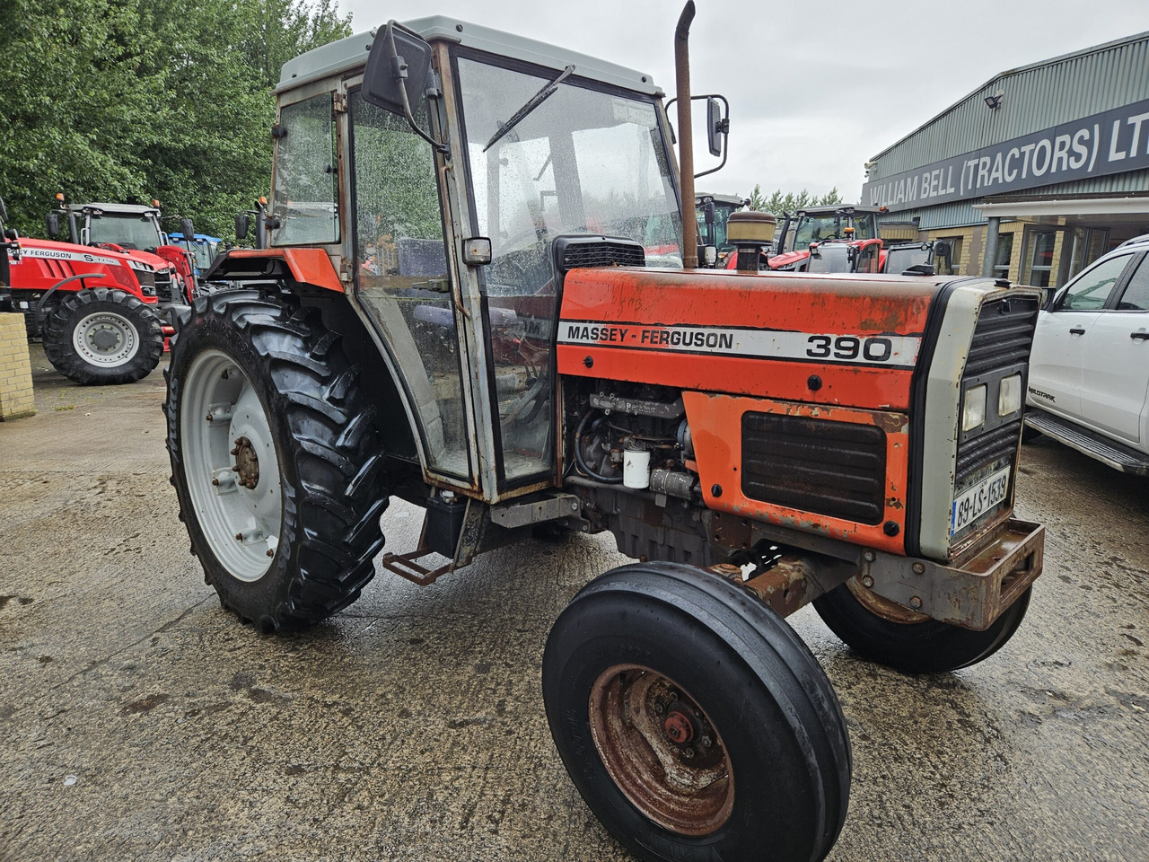 1988 MF 390 2wd - Farm tractor: picture 1 1988 MF 390 2wd - Farm tractor: picture 1