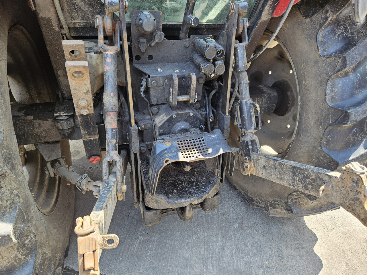 2007 Case JX1090U - Farm tractor: picture 3 2007 Case JX1090U - Farm tractor: picture 3