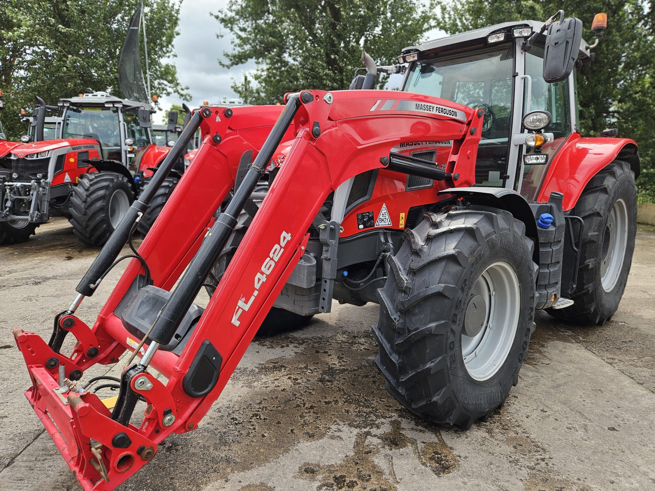 2022 MF 7S.180 C/w front loader - Farm tractor: picture 2 2022 MF 7S.180 C/w front loader - Farm tractor: picture 2