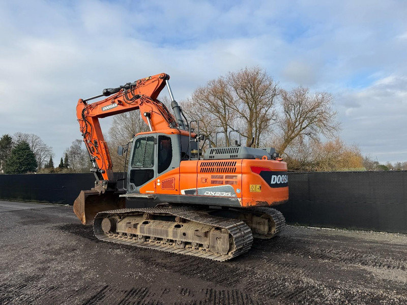 Doosan DX235LCR - Excavator: picture 3 Doosan DX235LCR - Excavator: picture 3