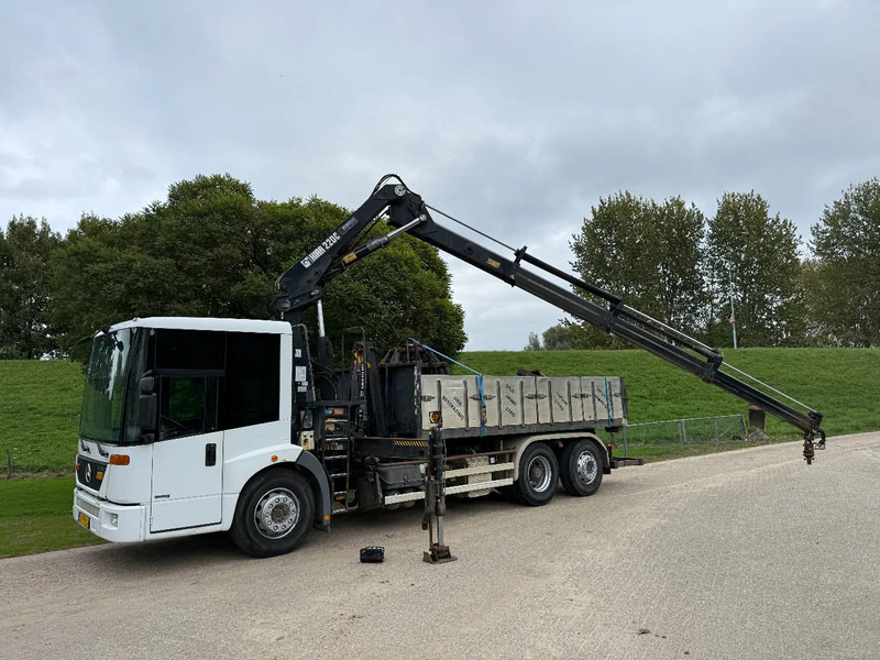 Mercedes-Benz Econic Hiab 220 Hooklift 6x2 - Crane truck: picture 5 Mercedes-Benz Econic Hiab 220 Hooklift 6x2 - Crane truck: picture 5