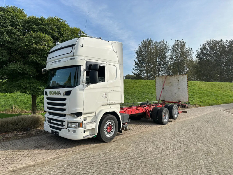 Scania R730 V8 FULL AIR-6X2-RETARDER- EUR6- - Cab chassis truck: picture 1 Scania R730 V8 FULL AIR-6X2-RETARDER- EUR6- - Cab chassis truck: picture 1