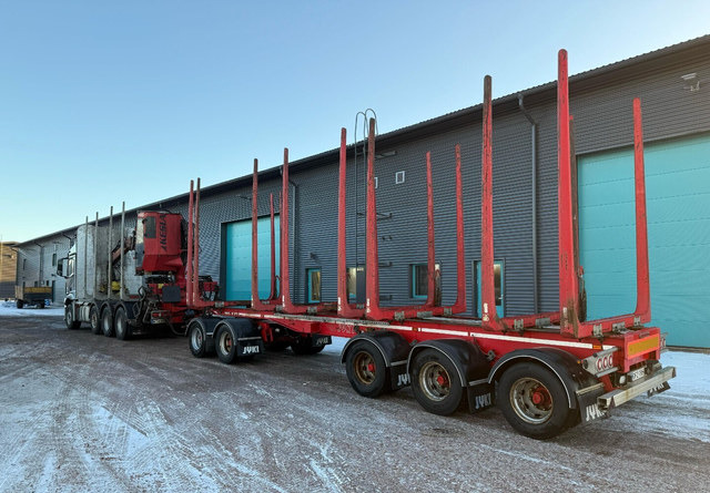 Mercedes-BenzArocs 8x4 - Timber truck, Crane truck: picture 4 Mercedes-BenzArocs 8x4 - Timber truck, Crane truck: picture 4