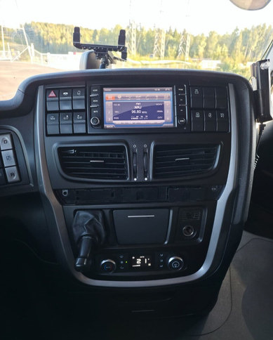 Tractor unit IvecoStralis 460 6x2 LNG/LBG: picture 17