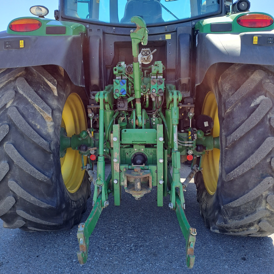 JOHN DEERE 6125R - Farm tractor: picture 5 JOHN DEERE 6125R - Farm tractor: picture 5