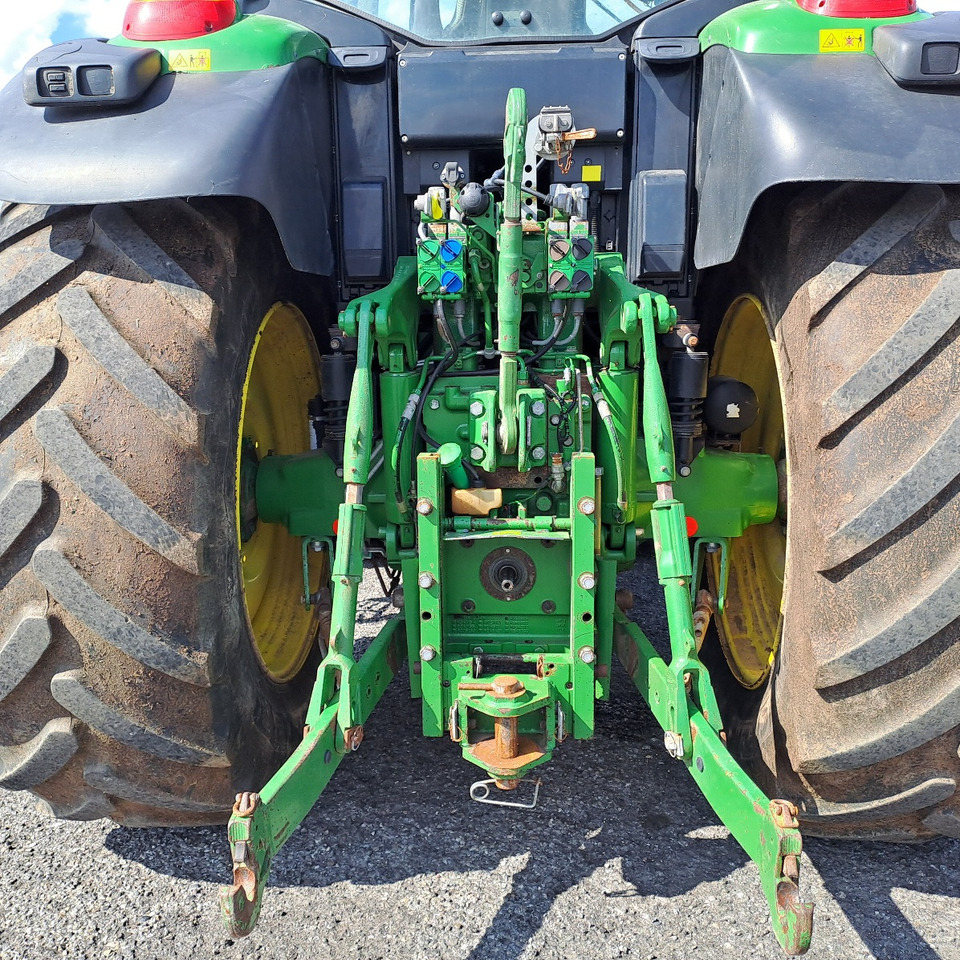 JOHN DEERE 6195M - Farm tractor: picture 5 JOHN DEERE 6195M - Farm tractor: picture 5