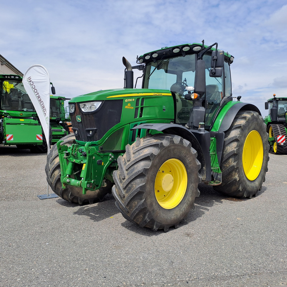 JOHN DEERE 6230R - Farm tractor: picture 1 JOHN DEERE 6230R - Farm tractor: picture 1