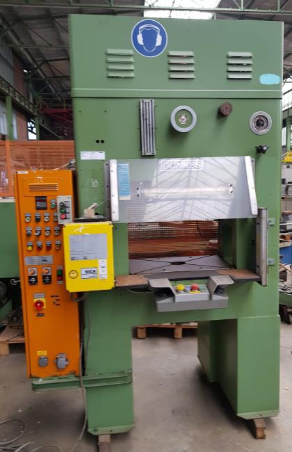DUNKES HDS 16 -Pressen - Metalworking machinery: picture 1 DUNKES HDS 16 -Pressen - Metalworking machinery: picture 1