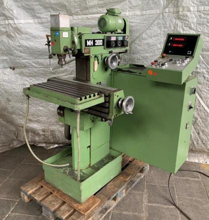 MAHO MH 300 - Werkzeugfräsmaschinen - Milling machine: picture 1 MAHO MH 300 - Werkzeugfräsmaschinen - Milling machine: picture 1