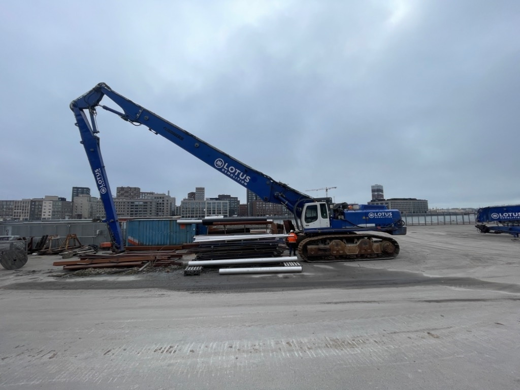 Liebherr R 974 C UHD Demolition 41m, 2 booms - Demolition excavator: picture 1 Liebherr R 974 C UHD Demolition 41m, 2 booms - Demolition excavator: picture 1