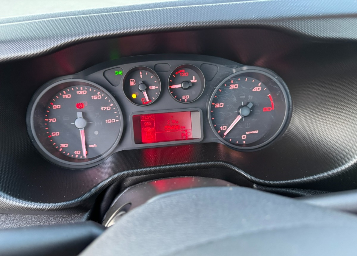 Iveco Daily 3.0 160KM Rok 2022 55 tys km przebiegu AUTOLAWETA Najazd laweta - Car transporter truck: picture 5 Iveco Daily 3.0 160KM Rok 2022 55 tys km przebiegu AUTOLAWETA Najazd laweta - Car transporter truck: picture 5