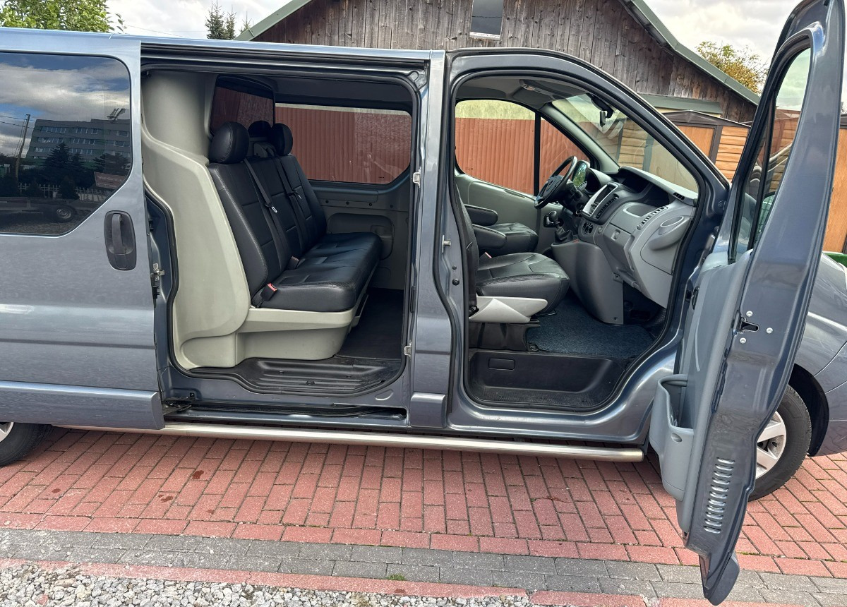Opel Vivaro LONG 2.5 150KM Brygadówka Brygada Bezwypadkowy Super Stan FV23 - Crew cab van: picture 5 Opel Vivaro LONG 2.5 150KM Brygadówka Brygada Bezwypadkowy Super Stan FV23 - Crew cab van: picture 5