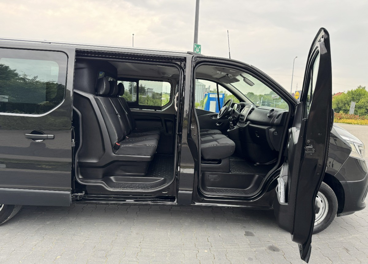 Renault Trafic 2.0 DCI LONG 2021 23 Brygadówka 6os 6 miejsc Spaceclass JAK NOWY - Minibus, People carrier: picture 5 Renault Trafic 2.0 DCI LONG 2021 23 Brygadówka 6os 6 miejsc Spaceclass JAK NOWY - Minibus, People carrier: picture 5