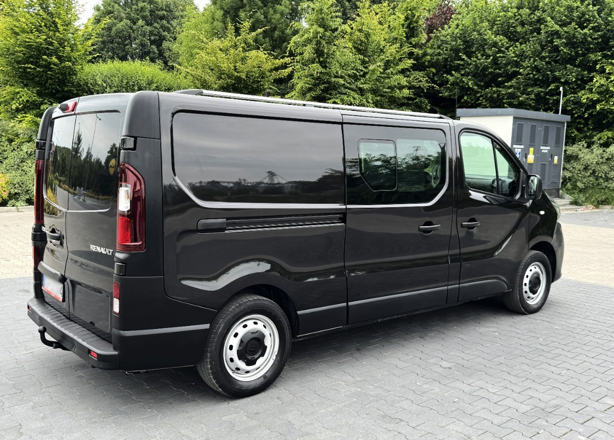 Renault Trafic 2.0 DCI LONG 2021 23 Brygadówka 6os 6 miejsc Spaceclass JAK NOWY - Minibus, People carrier: picture 3 Renault Trafic 2.0 DCI LONG 2021 23 Brygadówka 6os 6 miejsc Spaceclass JAK NOWY - Minibus, People carrier: picture 3