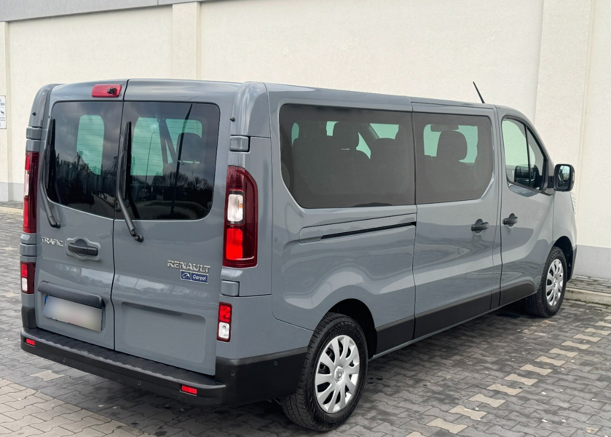 Renault Trafic Long 9 osobowy 2.0 DCI 150 KM Rok 2023 Przewóz osób niepełnosprawnych - Minibus, People carrier: picture 4 Renault Trafic Long 9 osobowy 2.0 DCI 150 KM Rok 2023 Przewóz osób niepełnosprawnych - Minibus, People carrier: picture 4