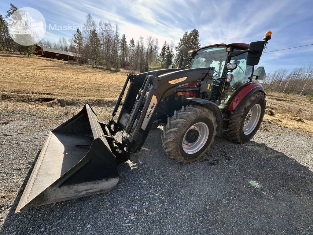 Case IH Farmall 110 C - Farm tractor: picture 3 Case IH Farmall 110 C - Farm tractor: picture 3