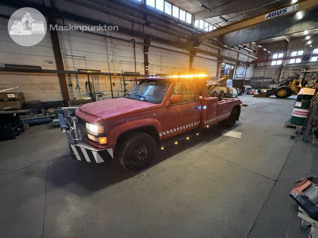 Chevrolet 3500 - Tow truck: picture 2 Chevrolet 3500 - Tow truck: picture 2