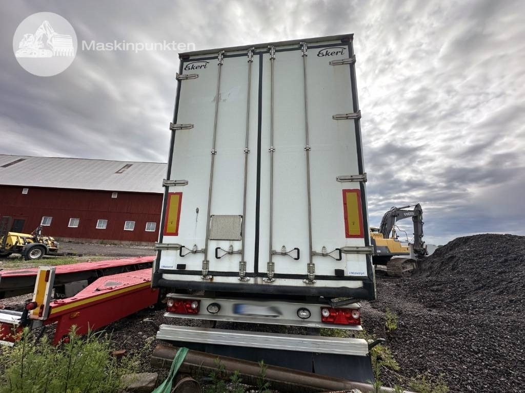 Ekeri T 3 + Krone Dolly - Closed box semi-trailer: picture 5 Ekeri T 3 + Krone Dolly - Closed box semi-trailer: picture 5