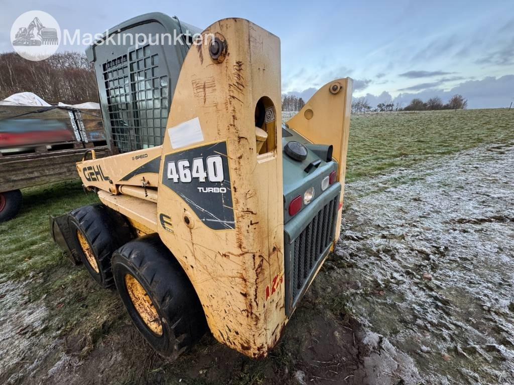 Gehl 4640 Turbo med grävaggregat - Skid steer loader: picture 2 Gehl 4640 Turbo med grävaggregat - Skid steer loader: picture 2