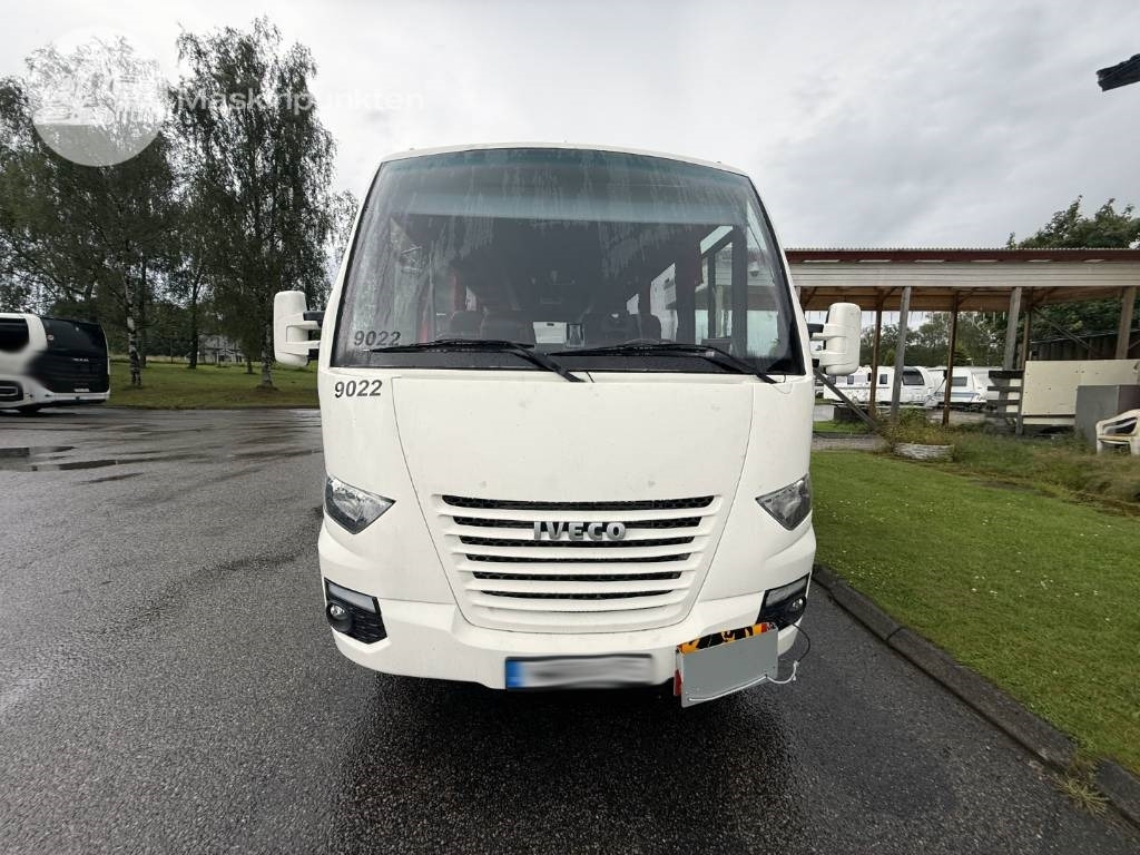 Iveco AS Domzale R TL - Suburban bus: picture 2 Iveco AS Domzale R TL - Suburban bus: picture 2