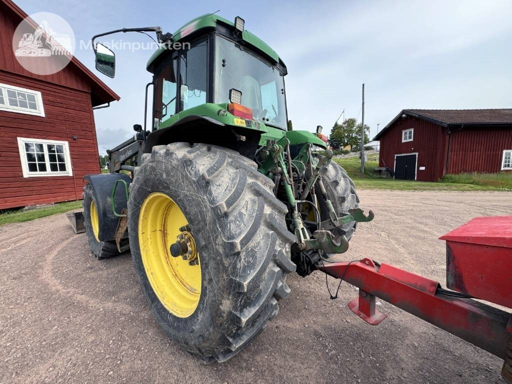 John Deere 7600 - Farm tractor: picture 3 John Deere 7600 - Farm tractor: picture 3