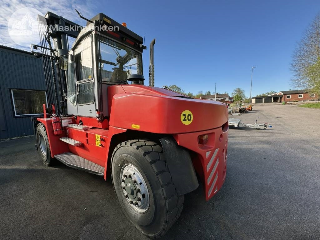 Kalmar DCE 120 - Diesel forklift: picture 3 Kalmar DCE 120 - Diesel forklift: picture 3