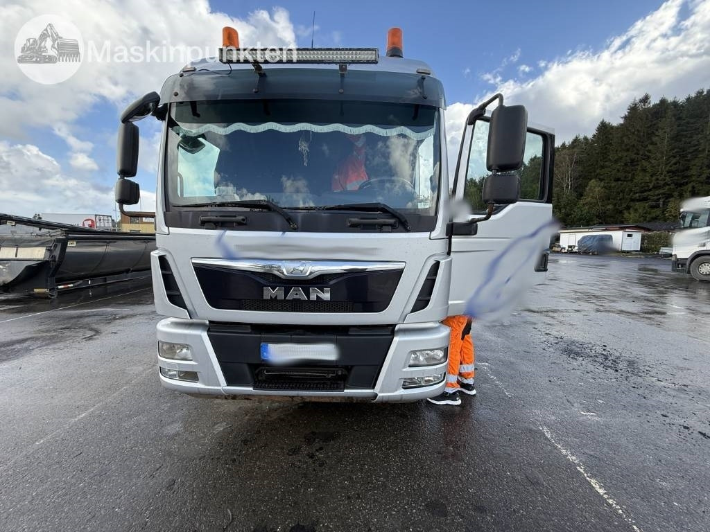 MAN Biltransport - Car transporter truck: picture 2 MAN Biltransport - Car transporter truck: picture 2