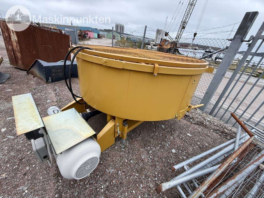 Mammut TM 200 Betongblandare - Cement mixer: picture 1 Mammut TM 200 Betongblandare - Cement mixer: picture 1