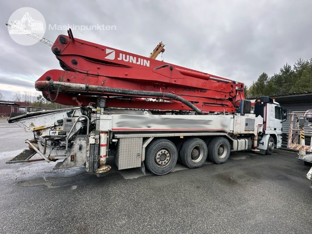 Mercedes-Benz 2651 L 8X4 Junjin jxzr42-5.16hp - Concrete mixer truck: picture 4 Mercedes-Benz 2651 L 8X4 Junjin jxzr42-5.16hp - Concrete mixer truck: picture 4