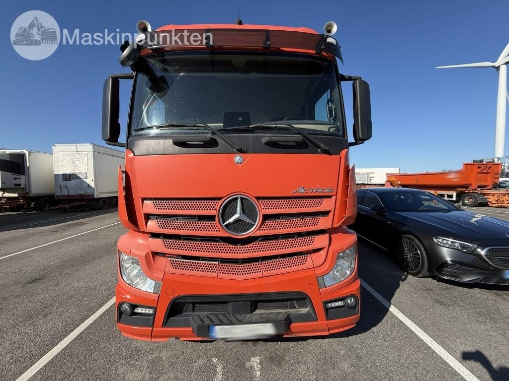 Mercedes-Benz Actros 2551 - Refrigerated truck: picture 2 Mercedes-Benz Actros 2551 - Refrigerated truck: picture 2
