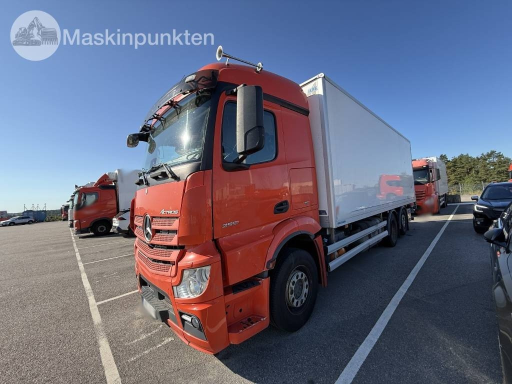 Mercedes-Benz Actros 2551 - Refrigerated truck: picture 1 Mercedes-Benz Actros 2551 - Refrigerated truck: picture 1
