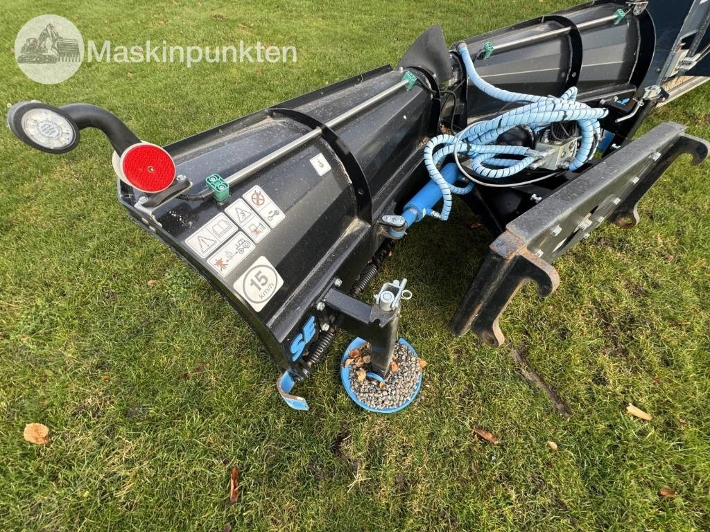 SE Equipment Sweden & Drivex snöplog och sandspridare - Snow plough: picture 2 SE Equipment Sweden & Drivex snöplog och sandspridare - Snow plough: picture 2