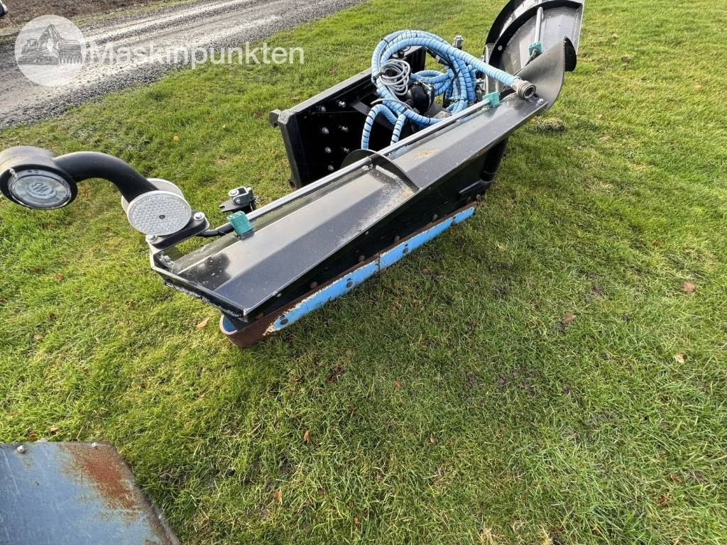 SE Equipment Sweden & Drivex snöplog och sandspridare - Snow plough: picture 4 SE Equipment Sweden & Drivex snöplog och sandspridare - Snow plough: picture 4