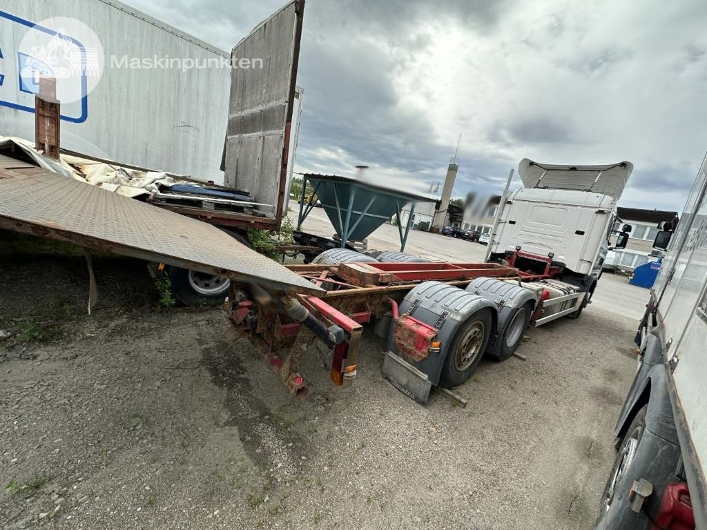 Scania R 124 LB - Container transporter/ Swap body truck: picture 4 Scania R 124 LB - Container transporter/ Swap body truck: picture 4
