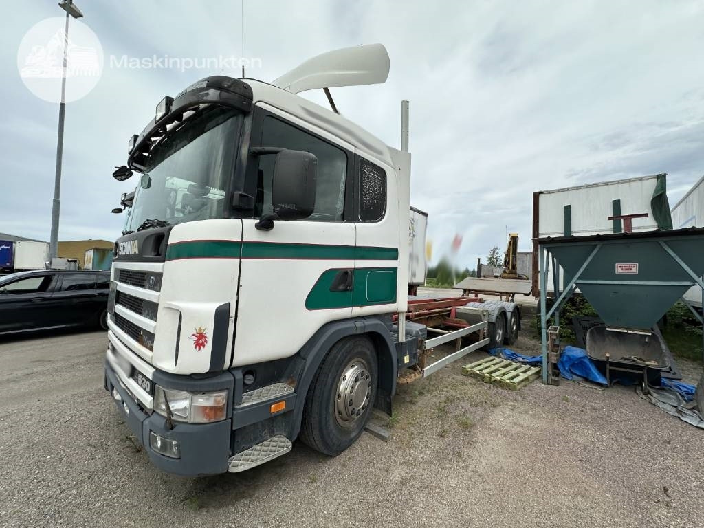 Scania R 124 LB - Container transporter/ Swap body truck: picture 2 Scania R 124 LB - Container transporter/ Swap body truck: picture 2