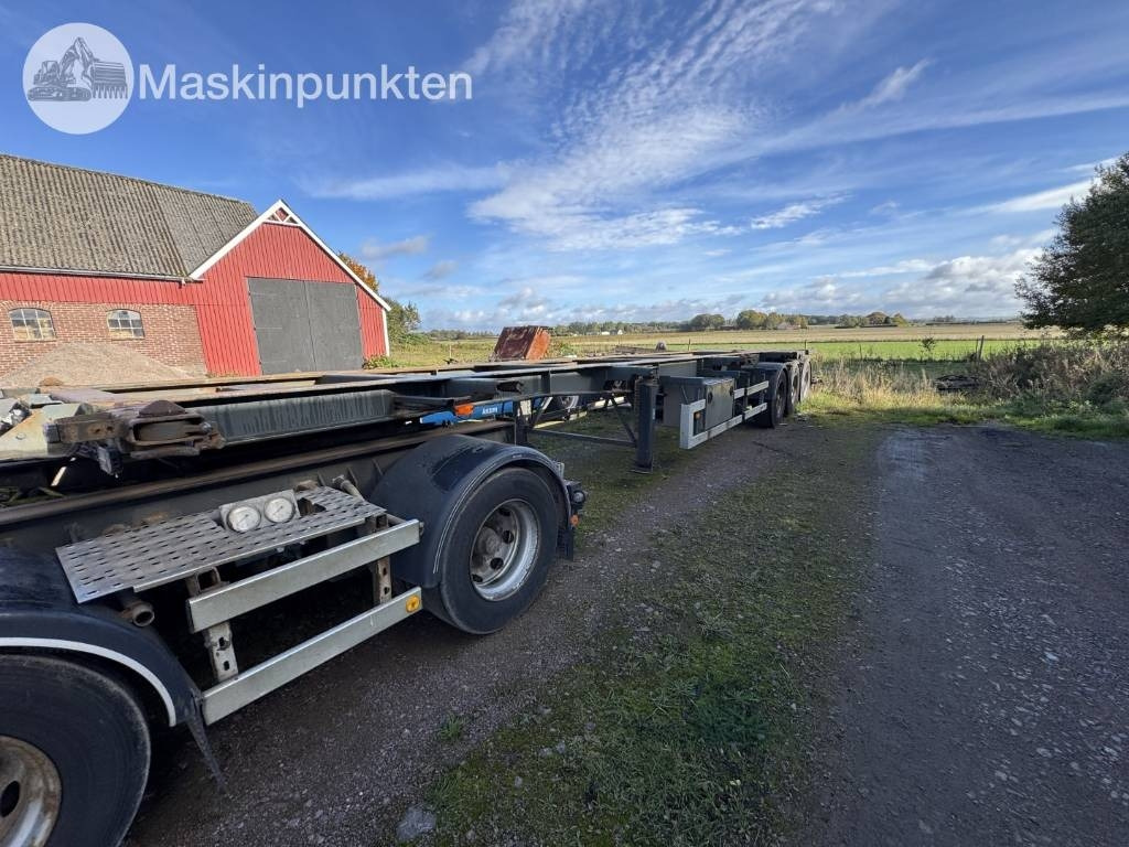 Sommer SW 24  - Container transporter/ Swap body semi-trailer: picture 1 Sommer SW 24  - Container transporter/ Swap body semi-trailer: picture 1