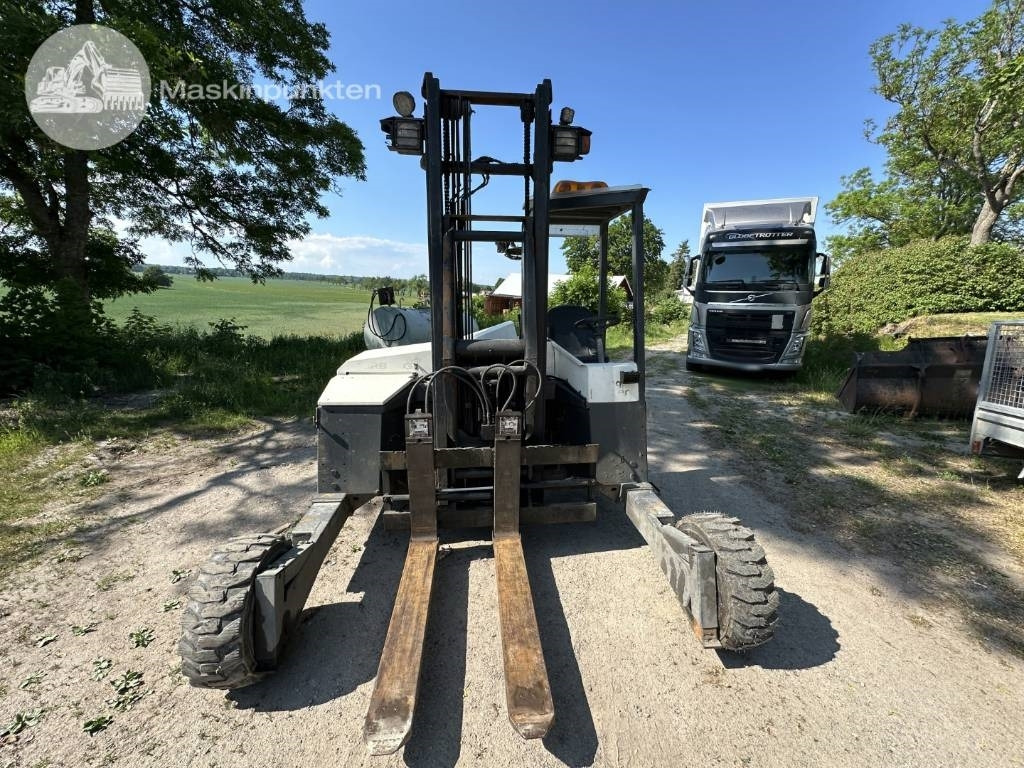 Terberg RE 4-35 - Truck mounted forklift: picture 5 Terberg RE 4-35 - Truck mounted forklift: picture 5