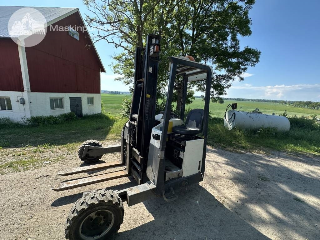 Terberg RE 4-35 - Truck mounted forklift: picture 2 Terberg RE 4-35 - Truck mounted forklift: picture 2