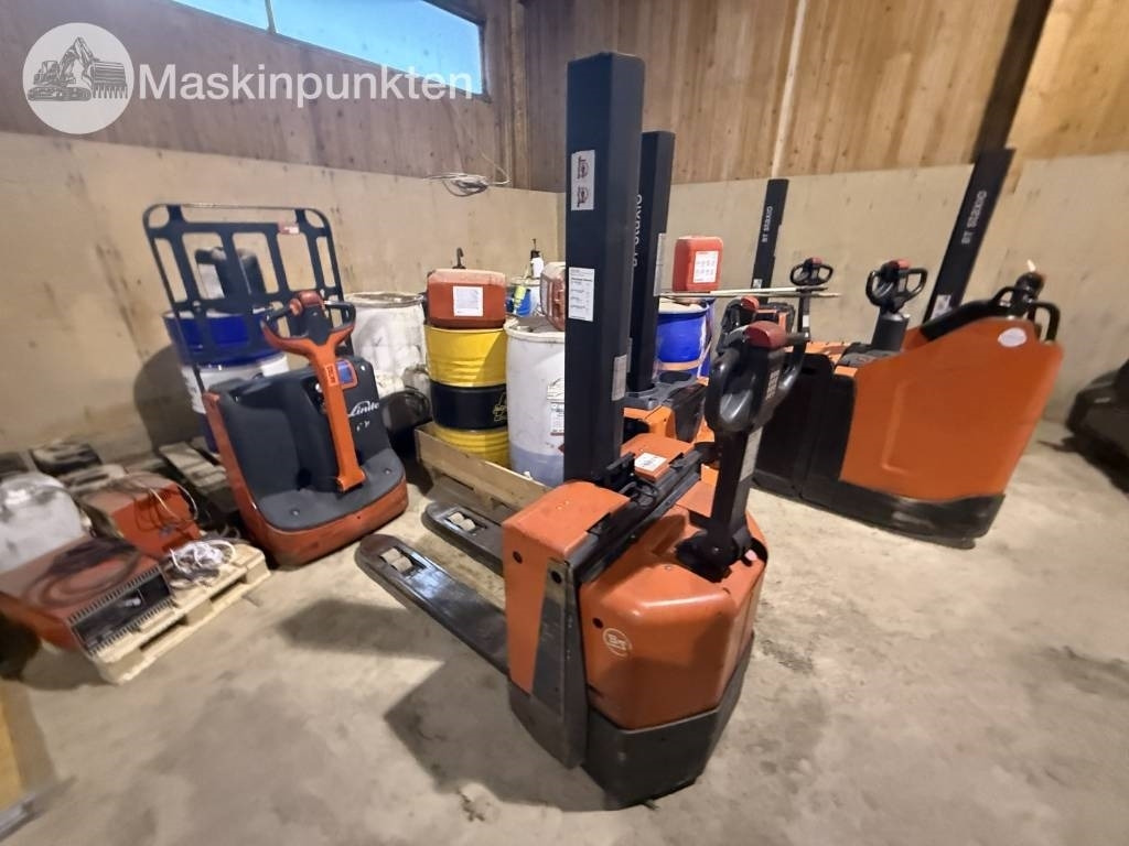Toyota BT SWE 80 L  - Electric forklift: picture 2 Toyota BT SWE 80 L  - Electric forklift: picture 2