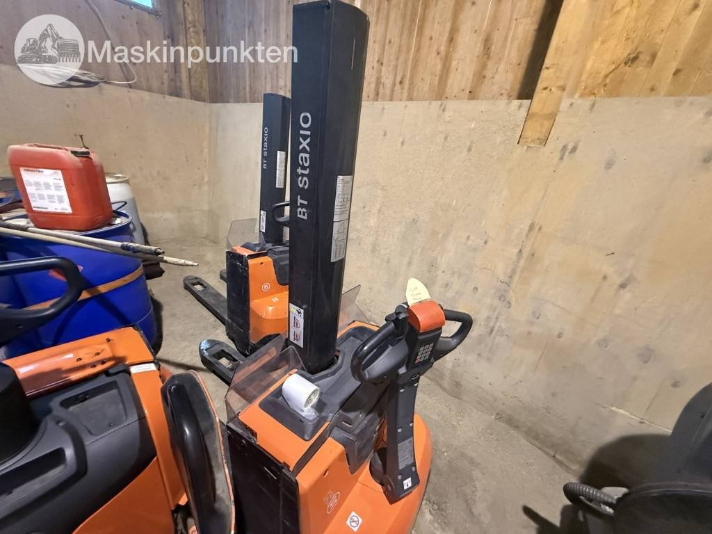 Toyota BT SWE 80 L  - Electric forklift: picture 1 Toyota BT SWE 80 L  - Electric forklift: picture 1