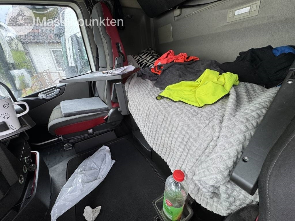 Leasing of Volvo FH 500  Volvo FH 500: picture 43 Leasing of Volvo FH 500  Volvo FH 500: picture 43