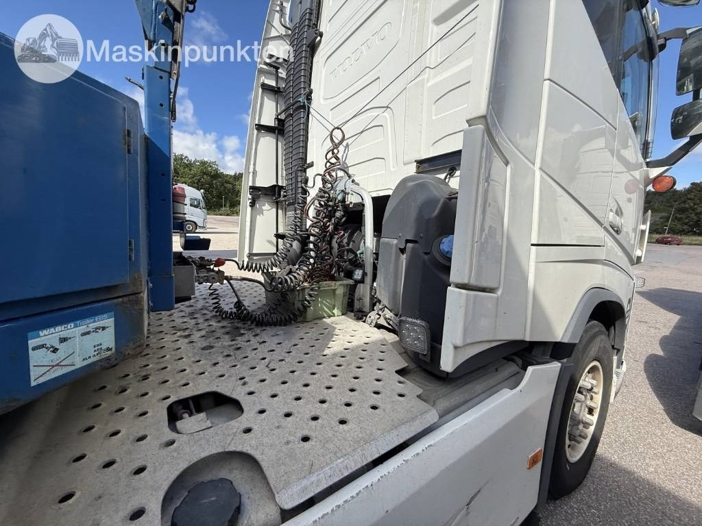 Tractor unit Volvo FH 500: picture 21
