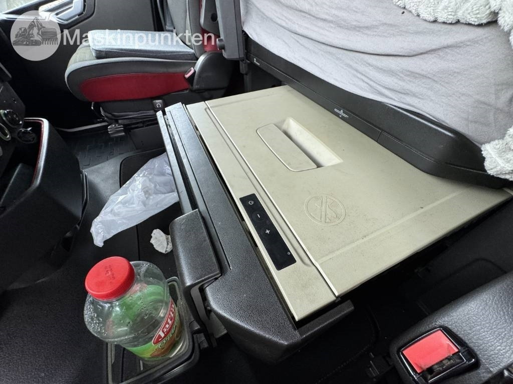 Leasing of Volvo FH 500  Volvo FH 500: picture 44 Leasing of Volvo FH 500  Volvo FH 500: picture 44