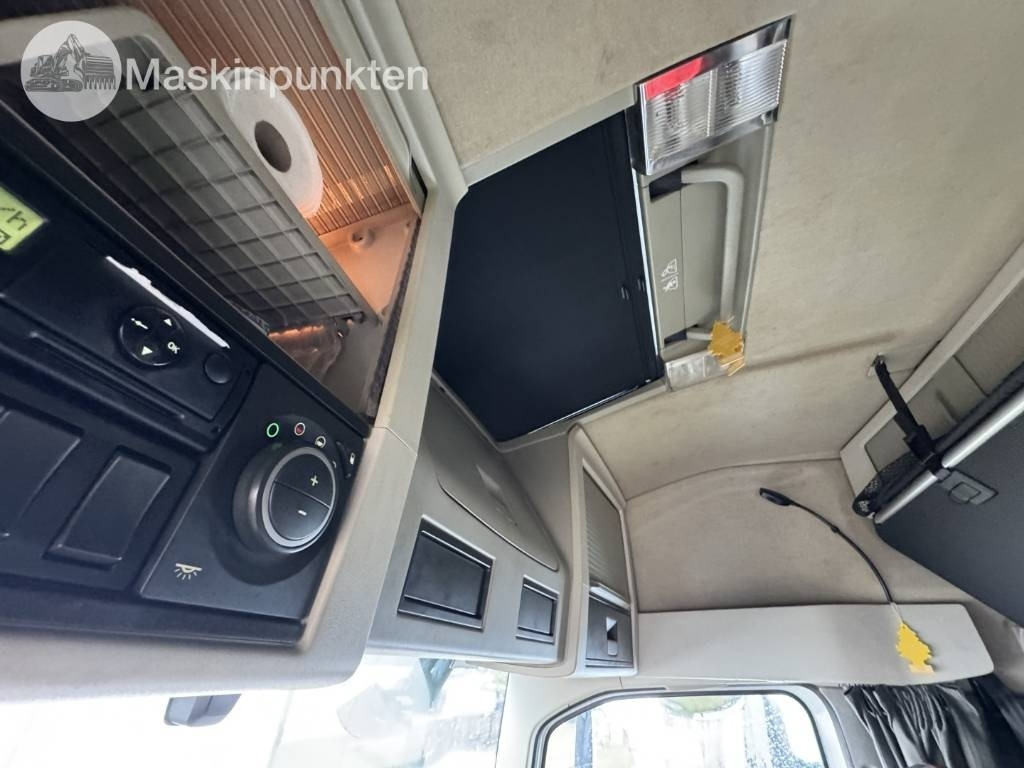 Leasing of Volvo FH 500  Volvo FH 500: picture 41 Leasing of Volvo FH 500  Volvo FH 500: picture 41