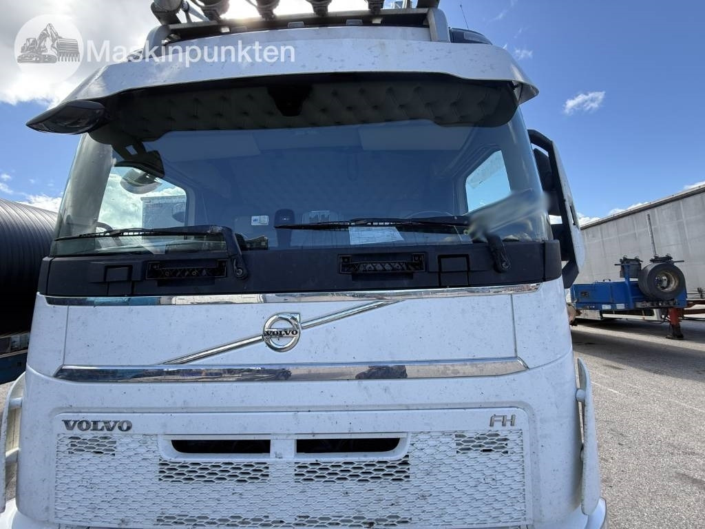 Tractor unit Volvo FH 500: picture 16