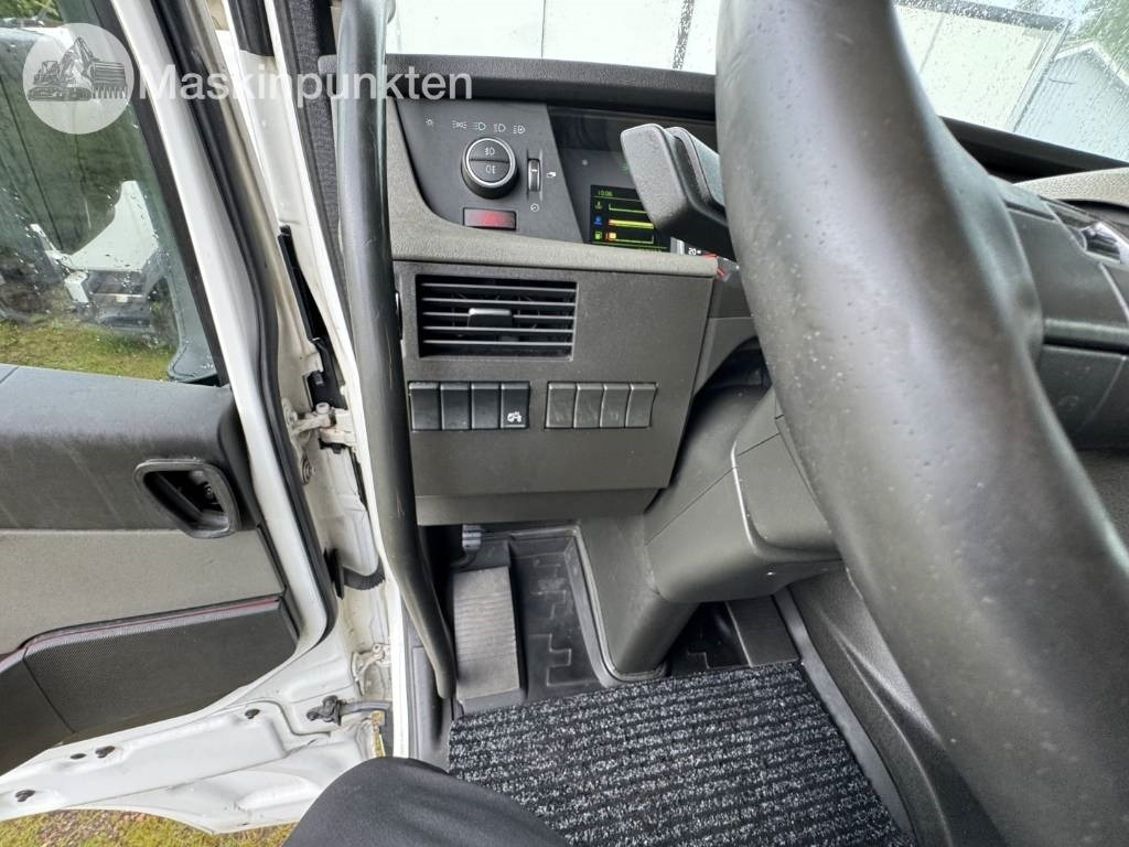 Leasing of Volvo FH 500  Volvo FH 500: picture 37 Leasing of Volvo FH 500  Volvo FH 500: picture 37