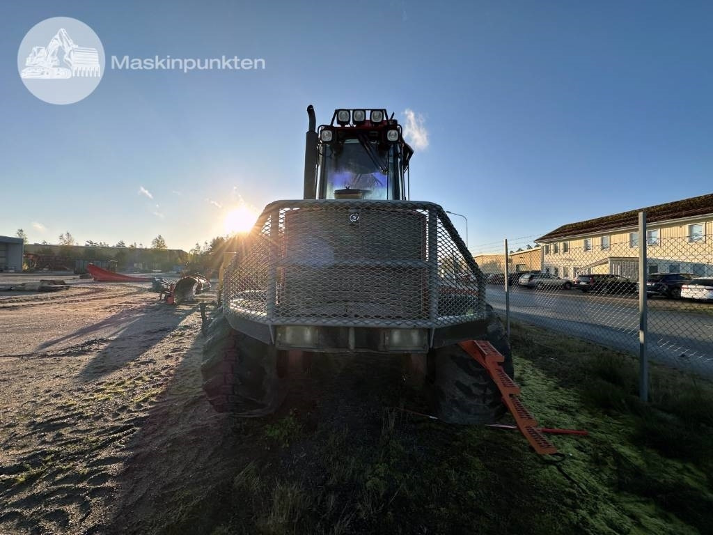 Valmet 890.3 - Forwarder: picture 2 Valmet 890.3 - Forwarder: picture 2