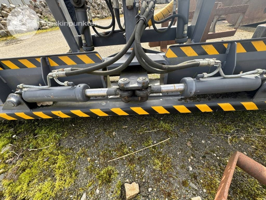 Vilakoneoy Planskrapa - Blade for Construction machinery: picture 3 Vilakoneoy Planskrapa - Blade for Construction machinery: picture 3